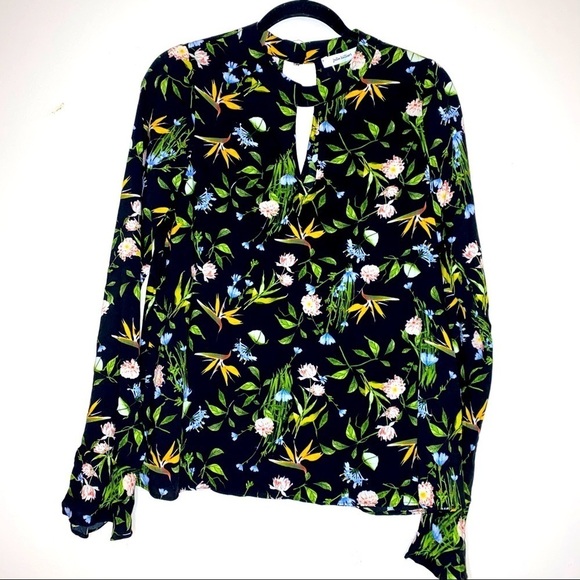 JULIE BILLIART Tops - NWT Julie Billiart Floral Long Sleeve Keyhole Top